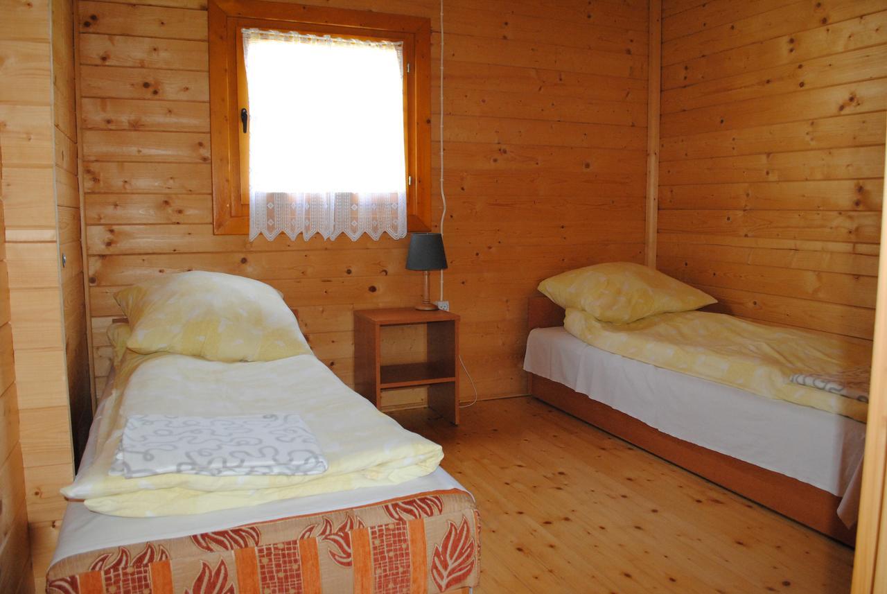 Jaskolcze Gniazdo Lodge Dziwnowek