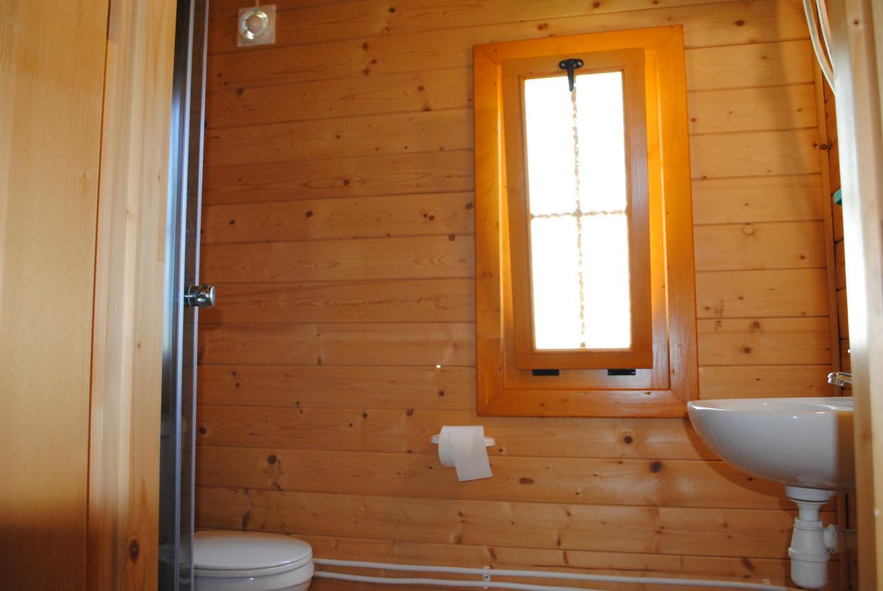 Jaskolcze Gniazdo Lodge Dziwnowek